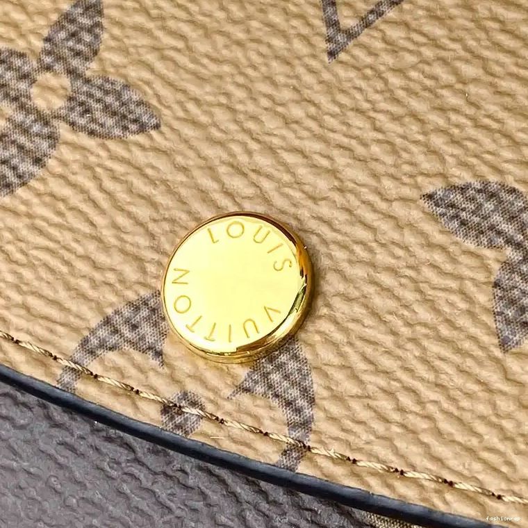 Fashionrepsfam ru LV Bags 2411YA0032 0819